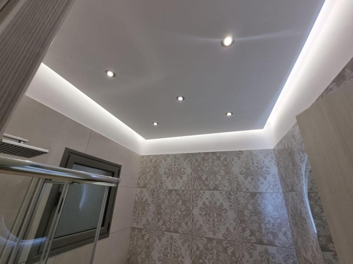 Agora Luxury Apartment 1 Loutráki Buitenkant foto