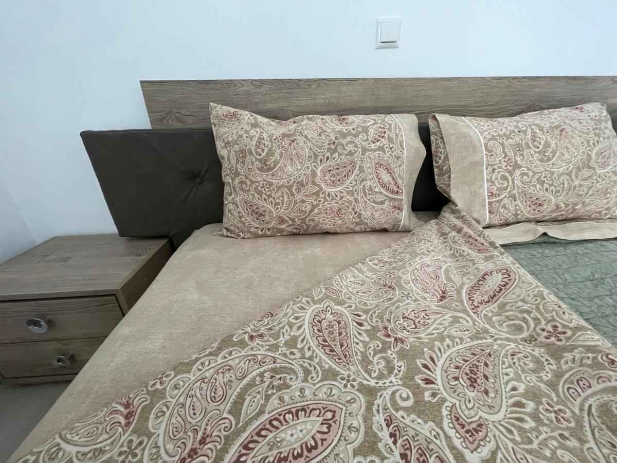 Agora Luxury Apartment 1 Loutráki Buitenkant foto